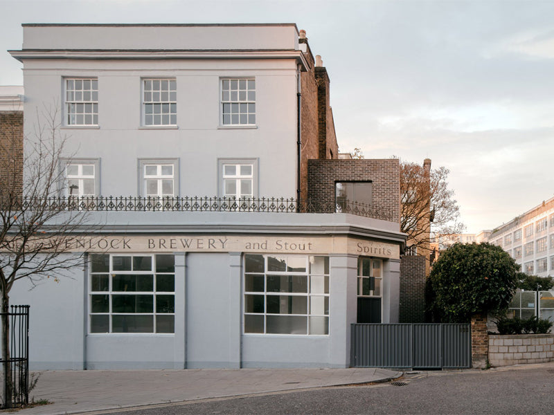 ESKİ BİR LONDRA PUB’ININ GÖZ ALICI DÖNÜŞÜMÜ